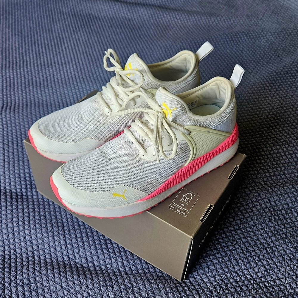 Puma White and Pink Sneakers Size 7.5